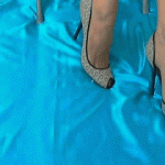 Dangling High Arch's Pretty Feet & Toes